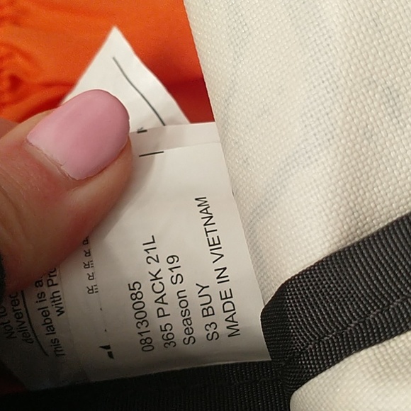 Dakine back pack - Picture 5 of 5